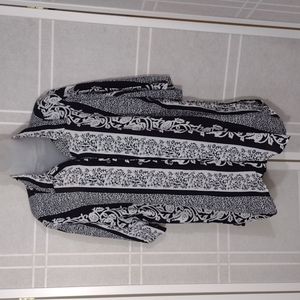 Rayon crepe black and white camp shirt XL